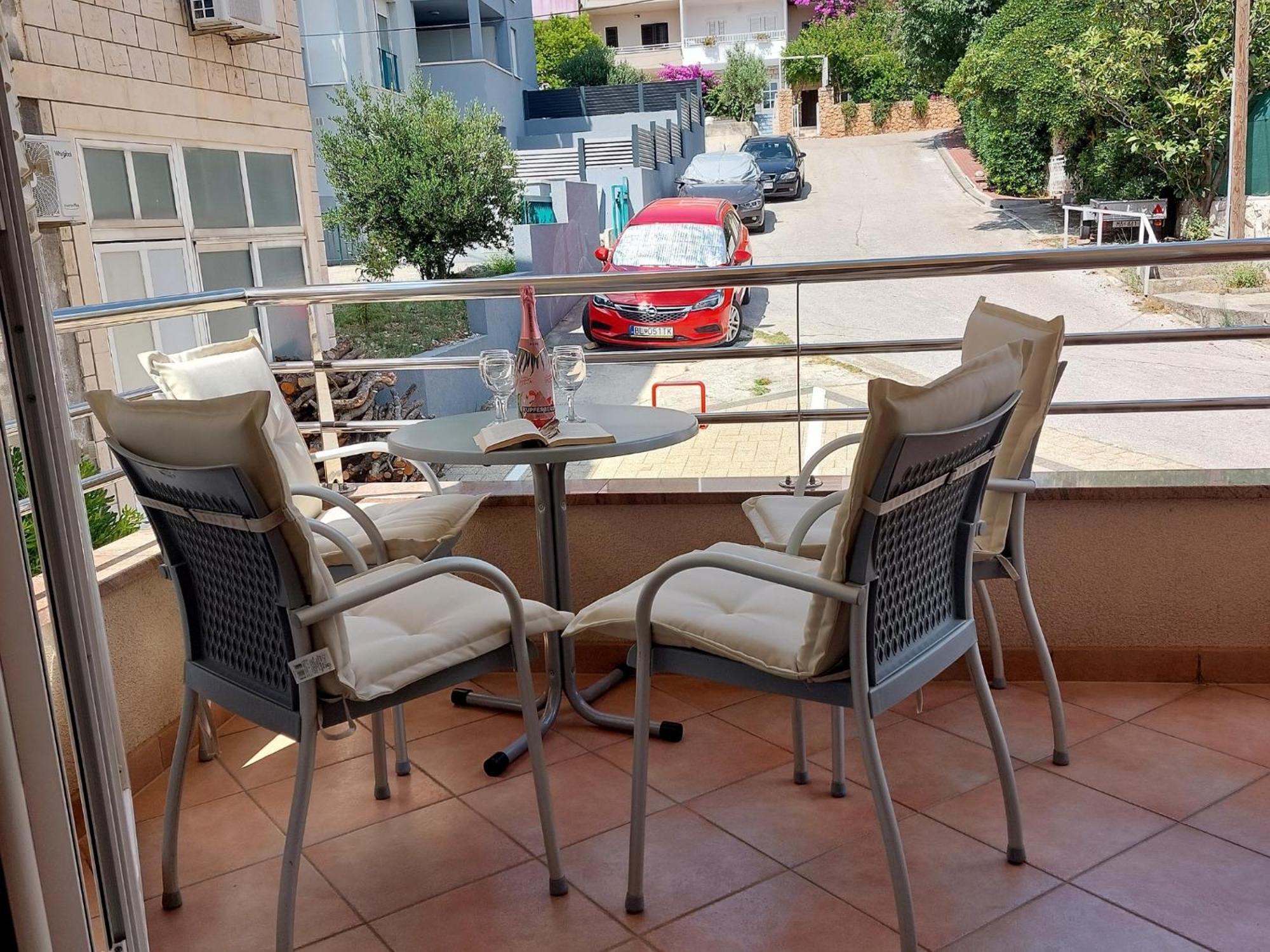 Apartmani Katarina Makarska Exterior photo